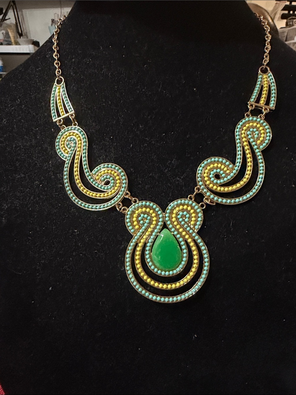 Beautiful Green,Turquoise yellow Statement Necklace - Unbranded Women Jewelry